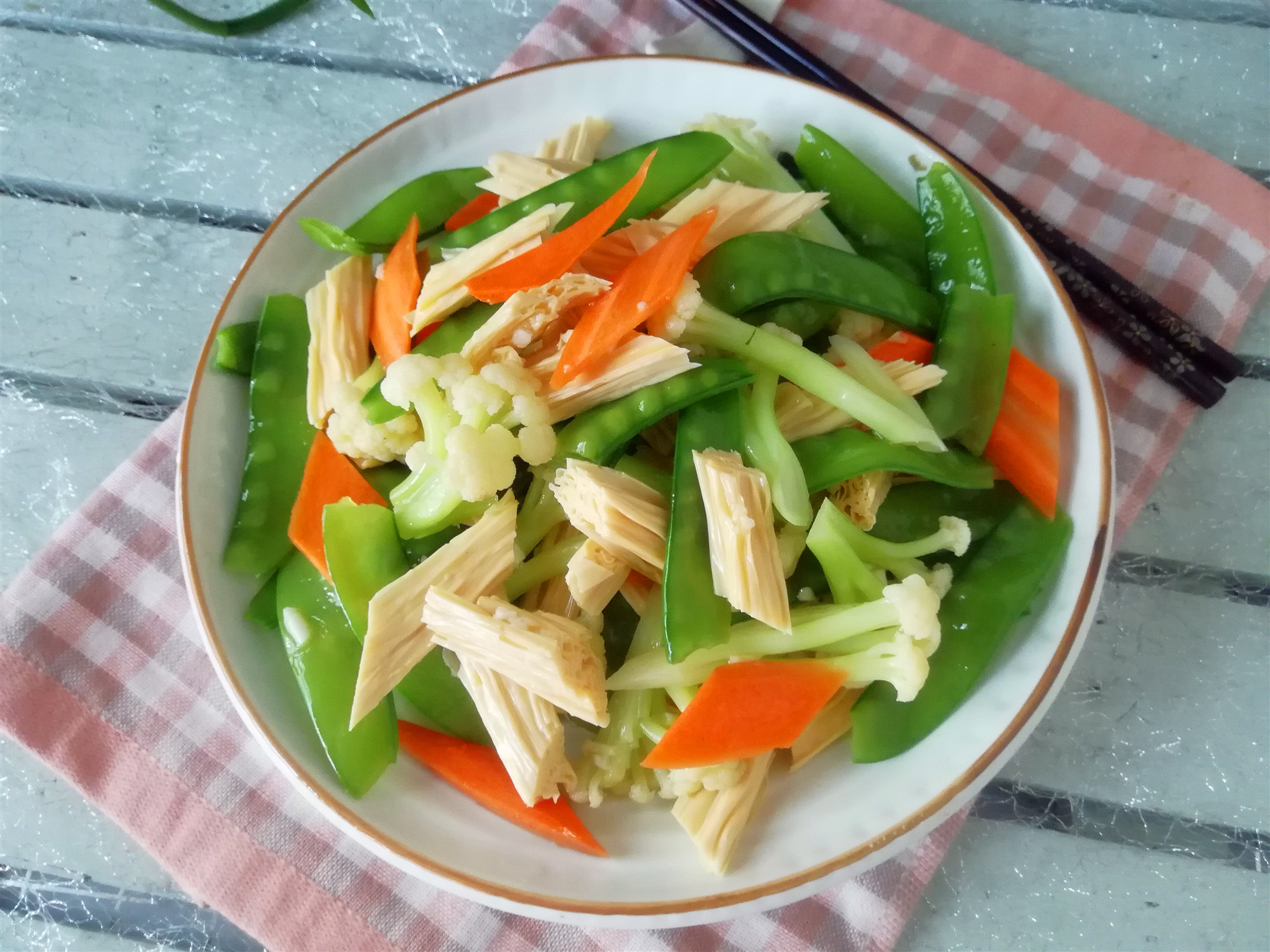 衡水涼拌菜小吃培訓班哪家好？學地道技藝開店無憂