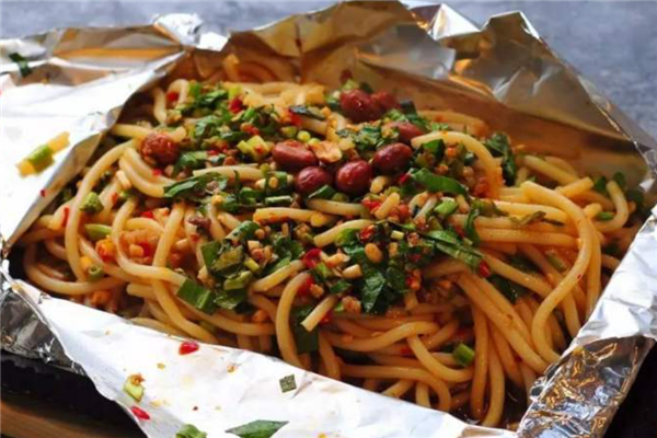 想學包燒米線？手把手教學，學會獨特技藝快速上手