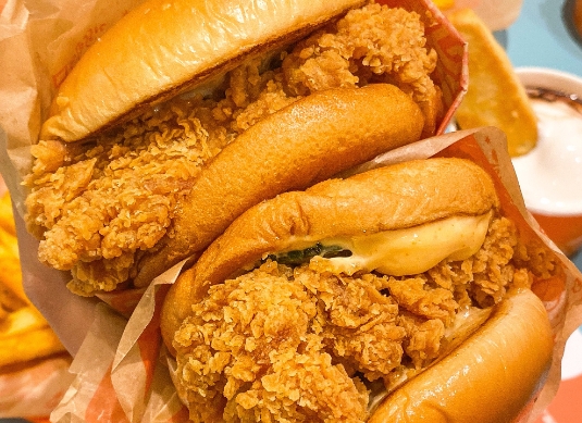 漢堡炸雞：從經典到創新，廚仟藝助您打造爆款快餐！