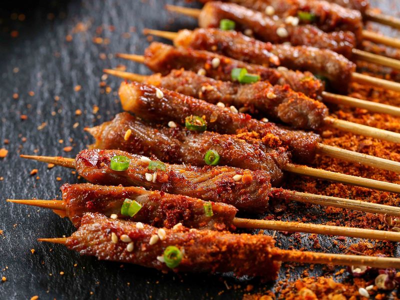 小吃擺攤項(xiàng)目推薦：從選品到運(yùn)營(yíng)，廚仟藝助您輕松開(kāi)啟創(chuàng)業(yè)之路！