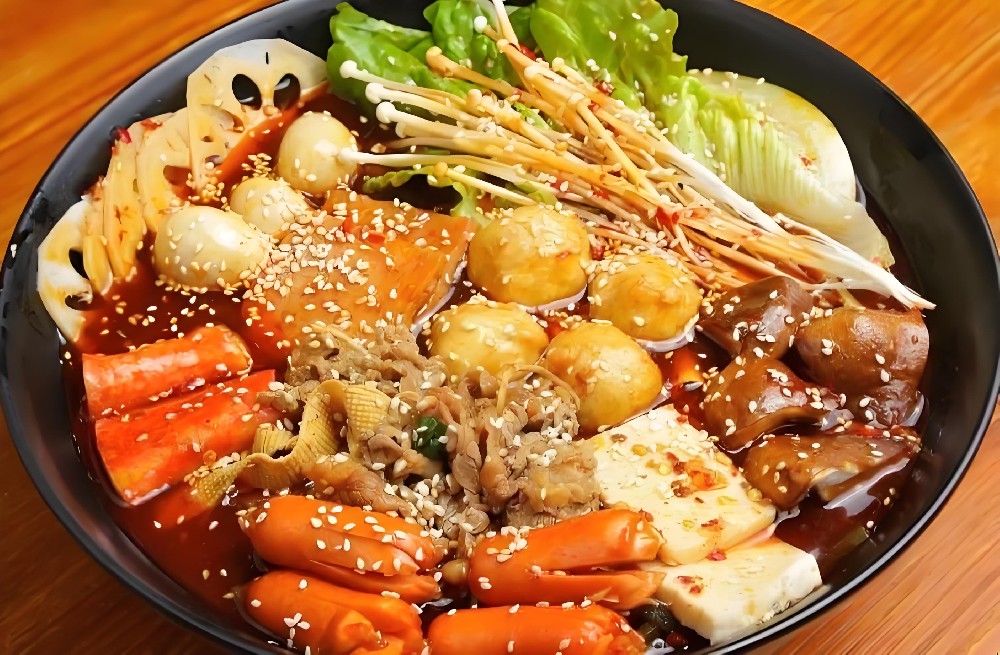 山東去哪里學(xué)麻辣燙比較好？選擇專業(yè)培訓(xùn)，輕松學(xué)會(huì)正宗做法！