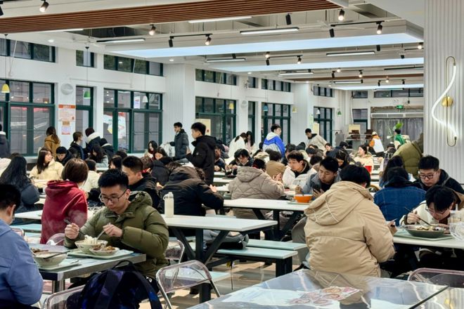 大學食堂檔口最火爆的美食，輕松學會，開店賺錢！