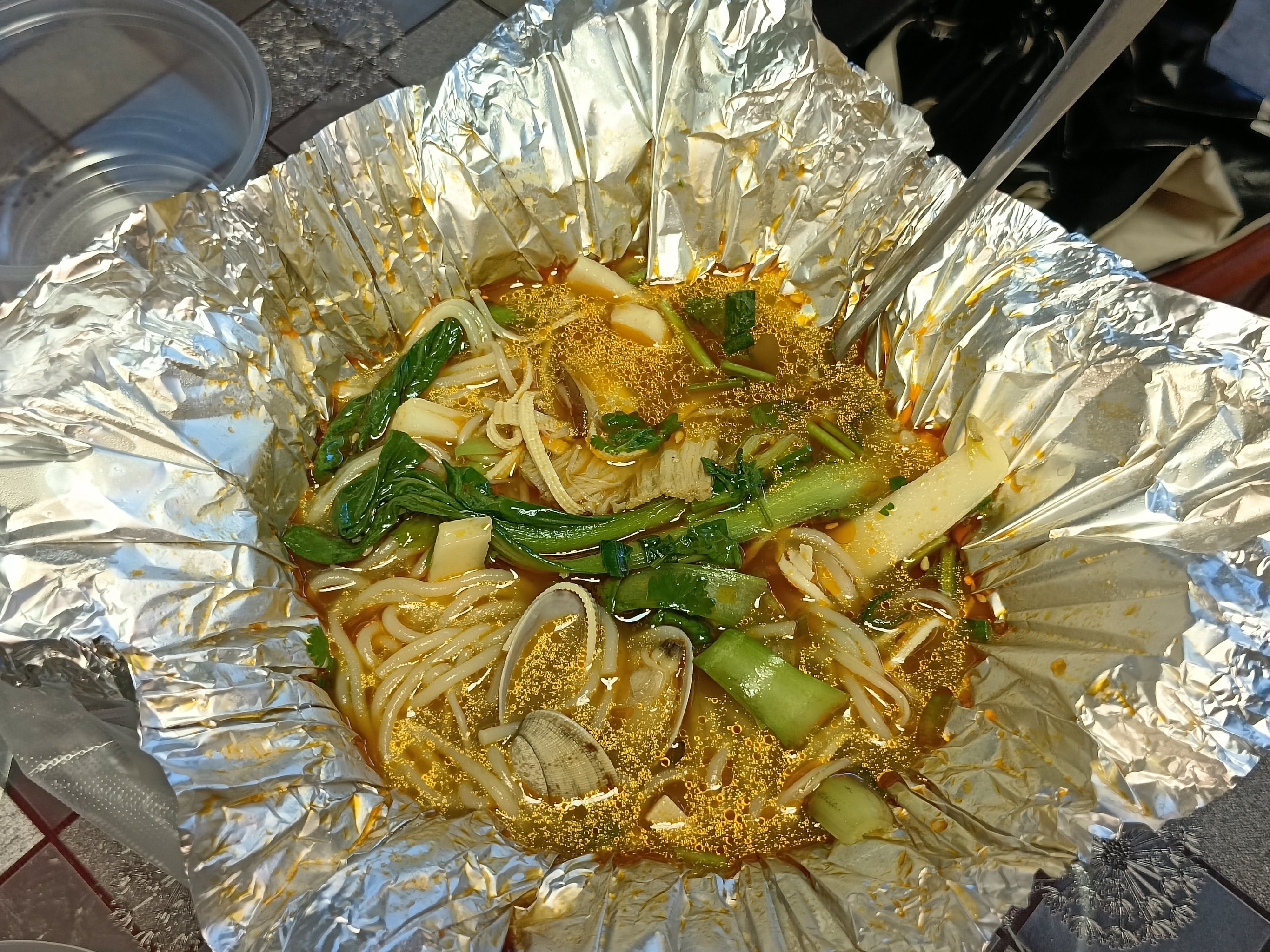 錫紙花甲米線做法揭秘！業(yè)內(nèi)大廚教你3大關(guān)鍵步驟，錯(cuò)一步就失??！