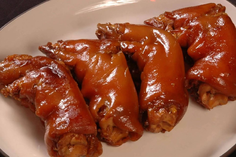 濟南鹵肉熟食培訓學校哪家靠譜？行業內幕揭秘，3個關鍵點助你選對機構！