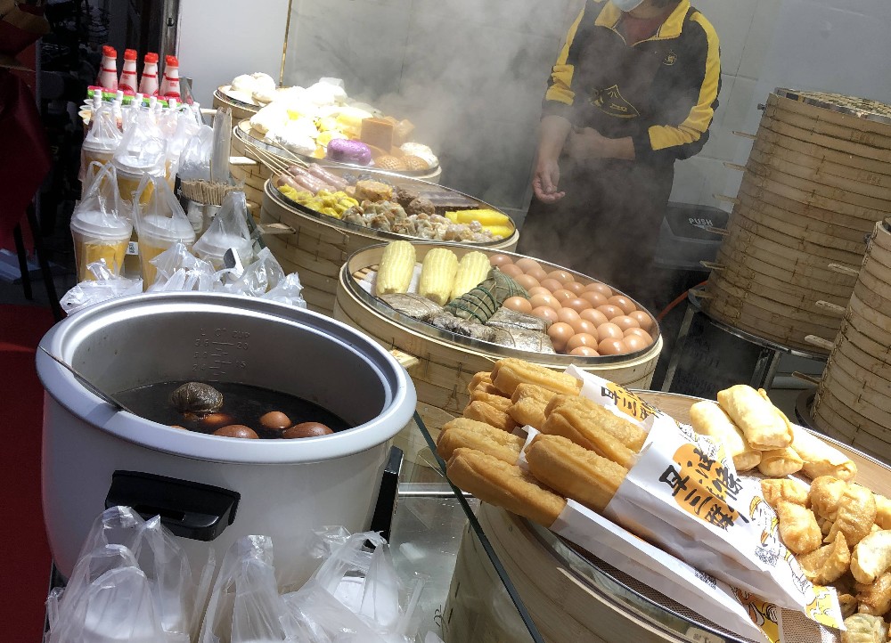 在縣城開早餐店要多少錢?2025年開店成本大揭秘,成功創(chuàng)業(yè)的關鍵!