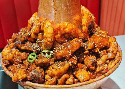 想開火鍋雞店?老滄州火鍋雞加盟費多少?避坑指南+真實費用!