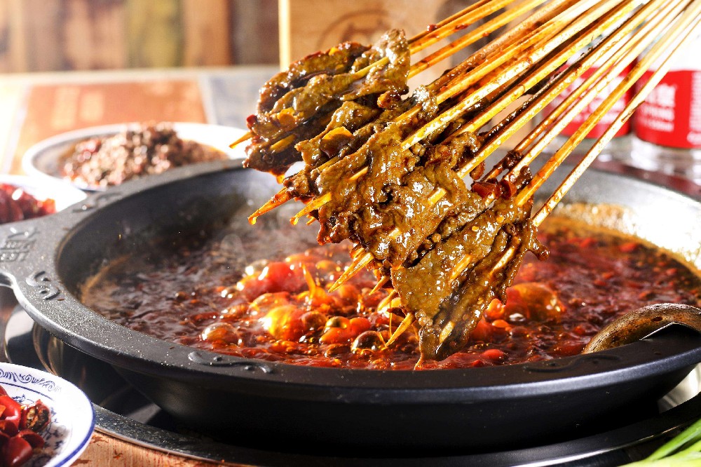 哪里可以學串串技術？2025年低成本創業避坑指南