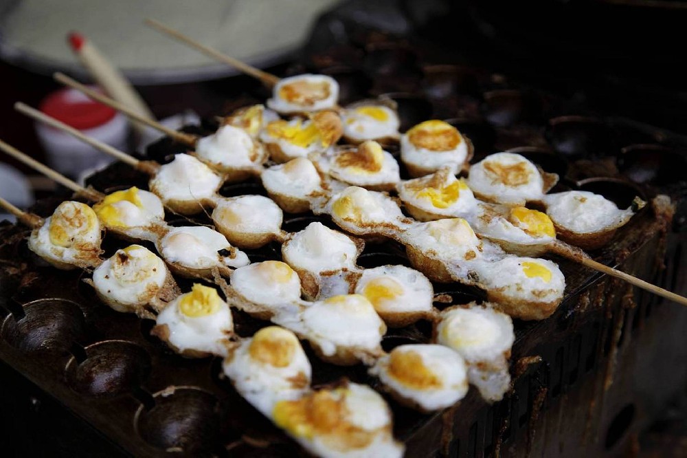 烤鵪鶉蛋的做法：如何做出外焦里嫩的美味？