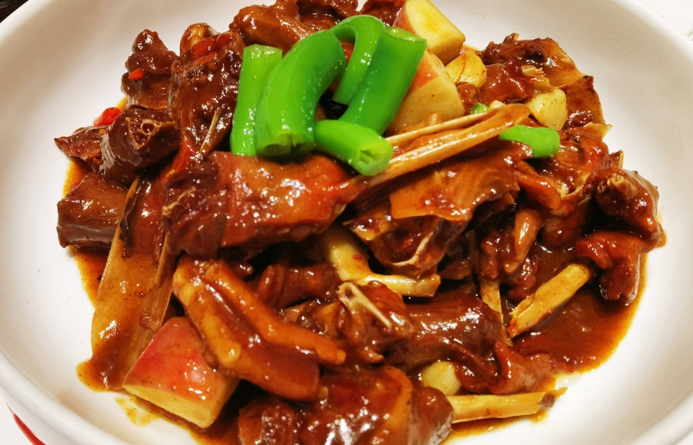 紅燒烤鴨的做法：色香味俱佳的經典美食