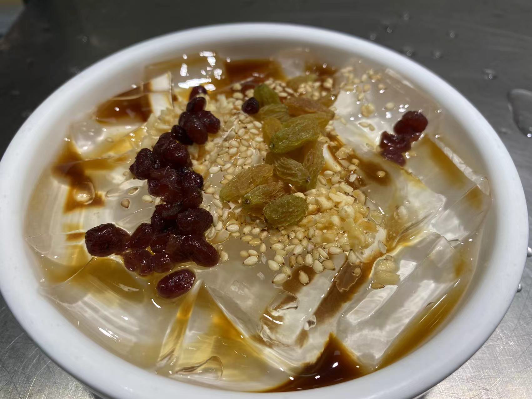 擺攤賣冰粉需要準(zhǔn)備什么東西？備齊裝備，輕松開干！