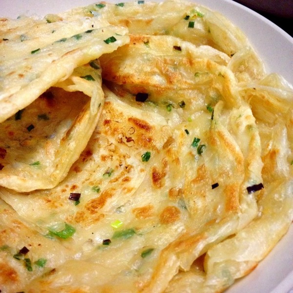 怎么做蔥油餅？關鍵技巧揭秘，軟香酥脆人人會做！