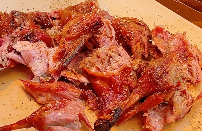 烤鴨生意好做嗎？手藝靠譜，天天排隊賣爆！