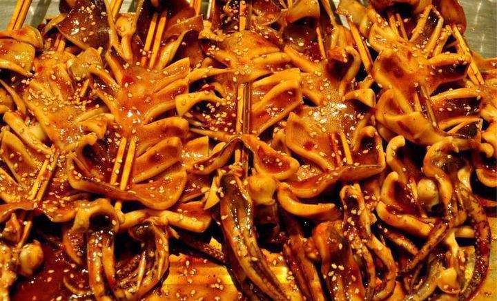 鐵板魷魚的做法大全？技巧分享，教你輕松做出爆款！