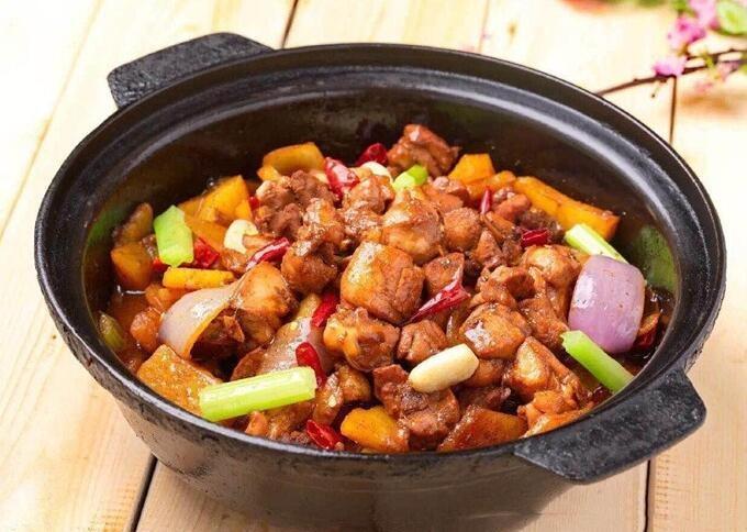 雞公煲一年利潤多少錢？這樣做才賺錢，擺攤開店都能爆單！