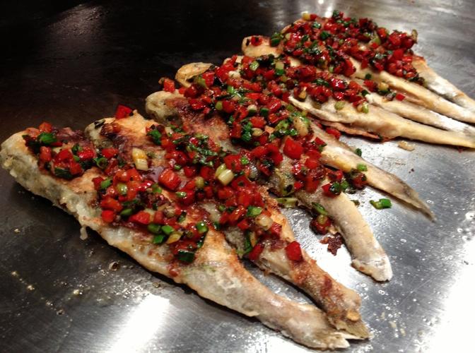 鐵板烤菜培訓靠譜嗎？技術好學，學成回鄉天天排隊！