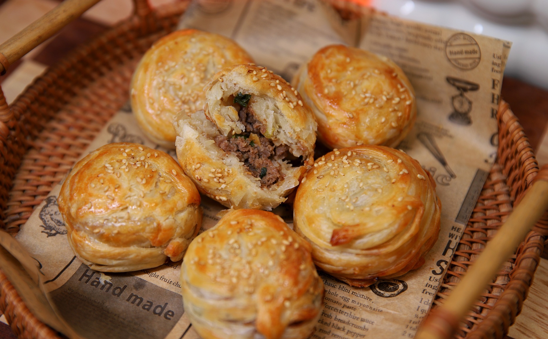 肉蛋堡制作方法？掌握關鍵步驟，小攤照樣賣火爆！