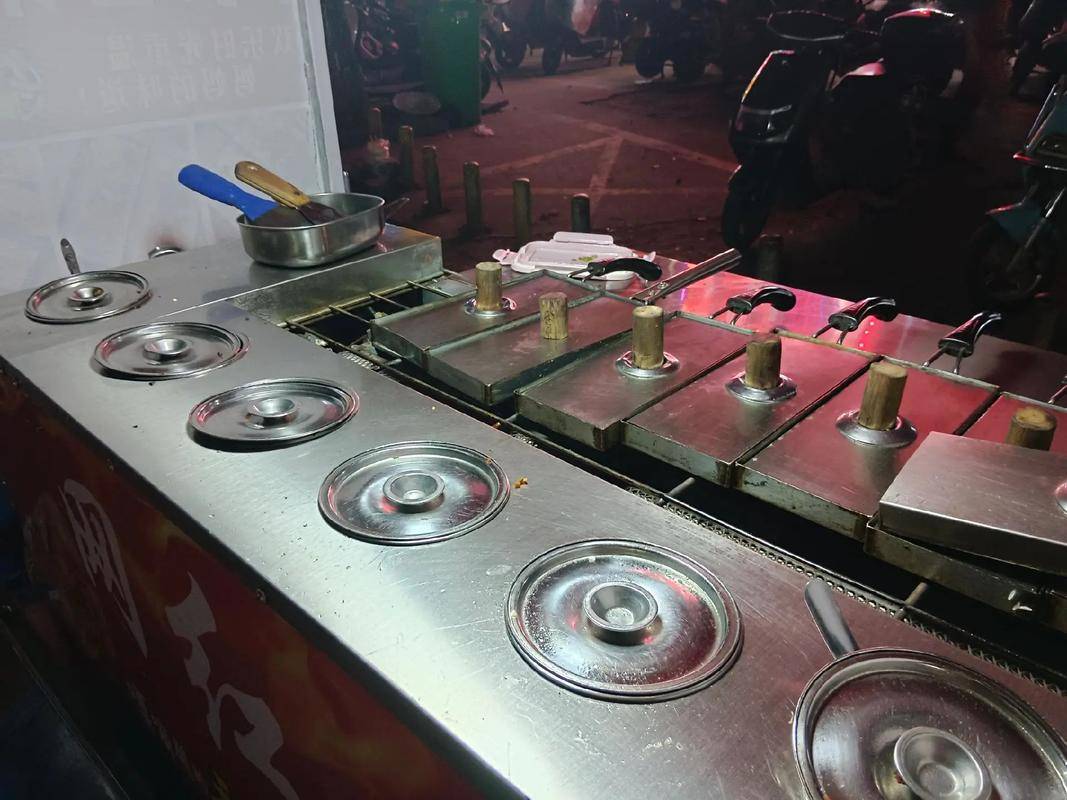 鍋巴飯的做法擺攤能賺錢嗎？味道做對，顧客天天排隊！