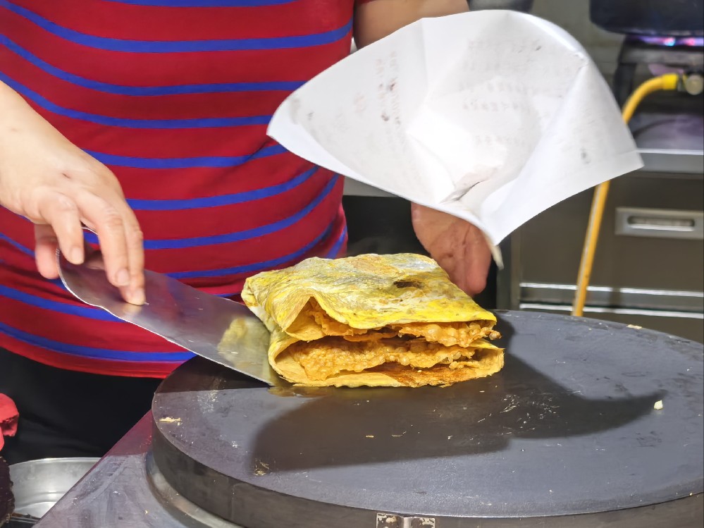 煎餅果子怎么調(diào)面糊？配比才是關(guān)鍵，調(diào)得好生意才能火！