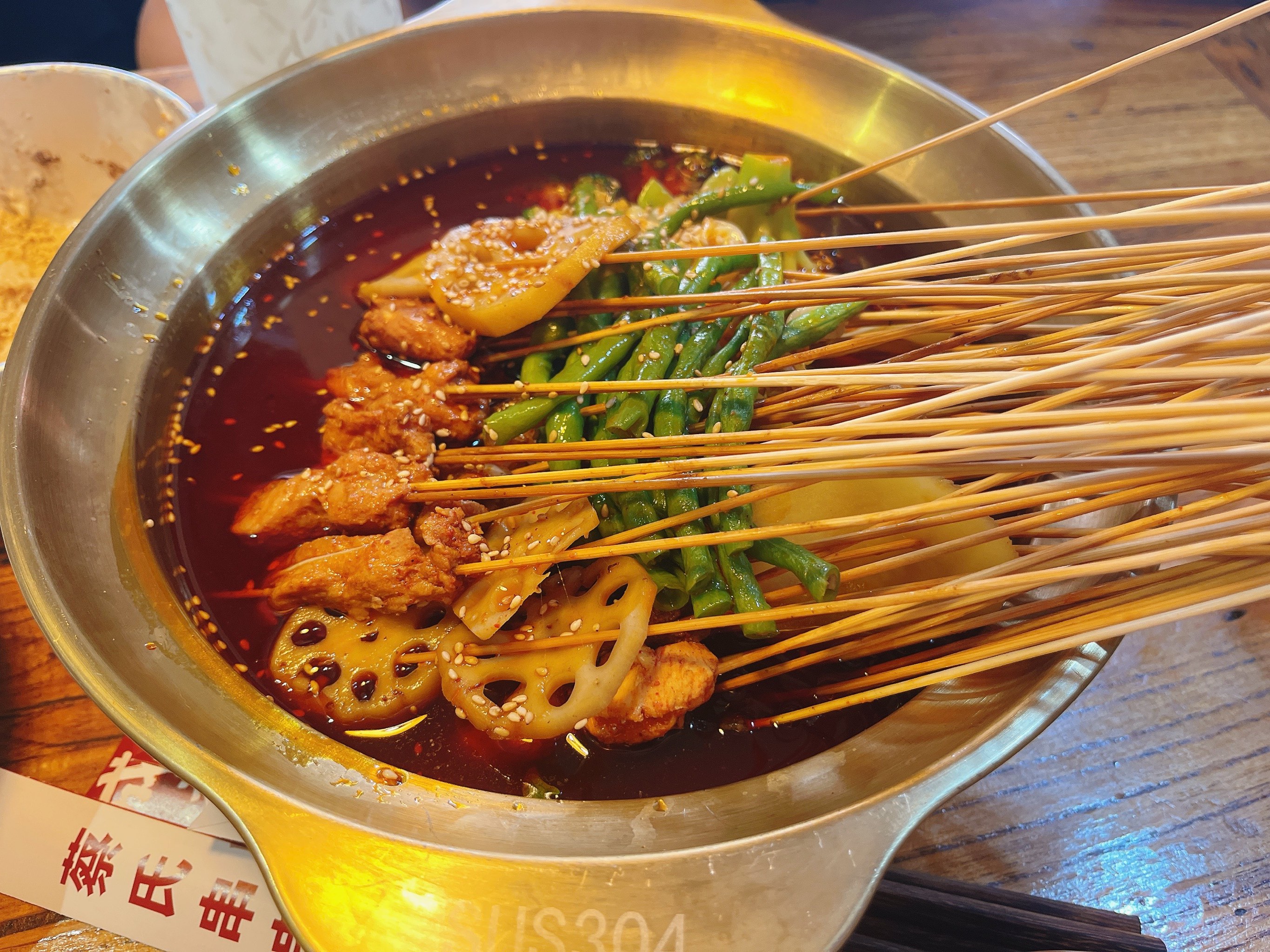 冷鍋串串怎么快速入味？掌握這個技巧，顧客翻臺快，日賺上千真不難！