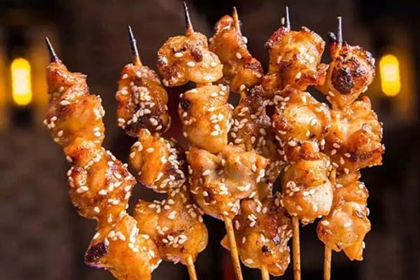 炸鹵小吃生意到底賺不賺錢?了解這幾點,新手也能輕松上手!