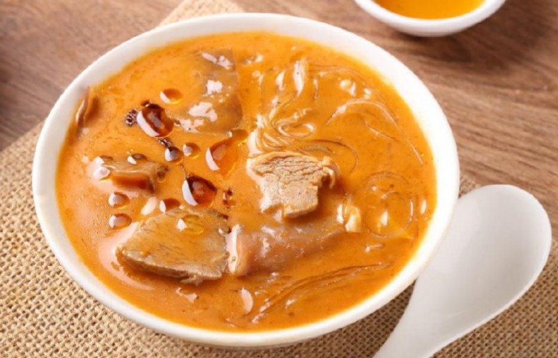 熬胡辣湯下鄉賣，大姨單次買 29 元！創業咋贏人心？