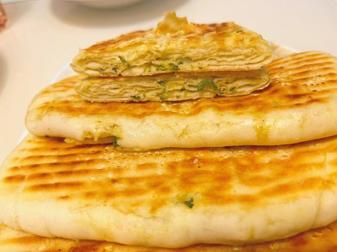 香蔥大餅擺攤成本多少?學(xué)做流程與細(xì)節(jié),創(chuàng)業(yè)者必須要提前了解!