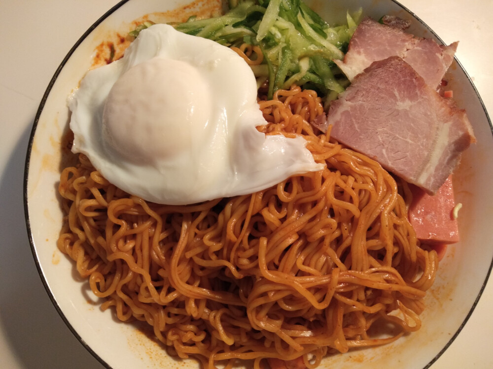 擺攤3元火雞面多重?怎么操作合適,值得深入了解!