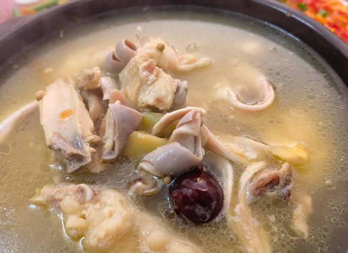 豬肚雞成本高不高？一鍋湯背后的秘密，創業前你一定要搞清楚！