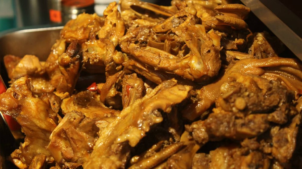 鹵菜培訓需要多久?新手幾天就能學會?關鍵是掌握味道與火候的秘訣!