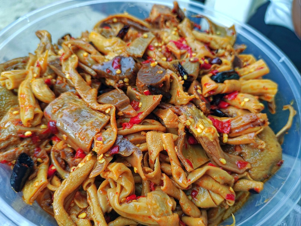 學(xué)鹵鴨貨一般需要多少錢(qián)？真相不是學(xué)費(fèi)，而是你能學(xué)到多少真技術(shù)！