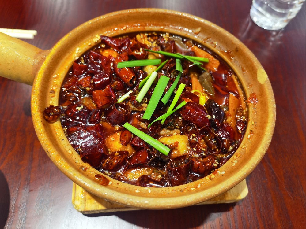 砂鍋菜商用技術(shù)難不難？配方標(biāo)準(zhǔn)化、出餐快，學(xué)會這門技術(shù)開店更輕松！