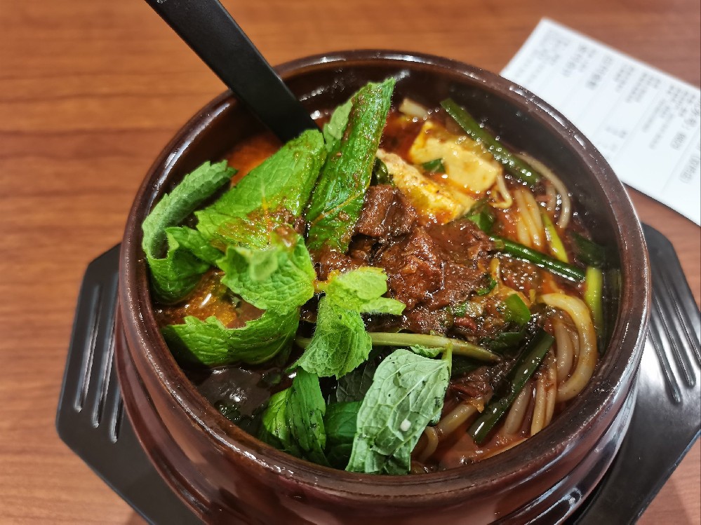 罐罐米線怎么做？學好這鍋湯底，擺攤開店都能一炮而紅！