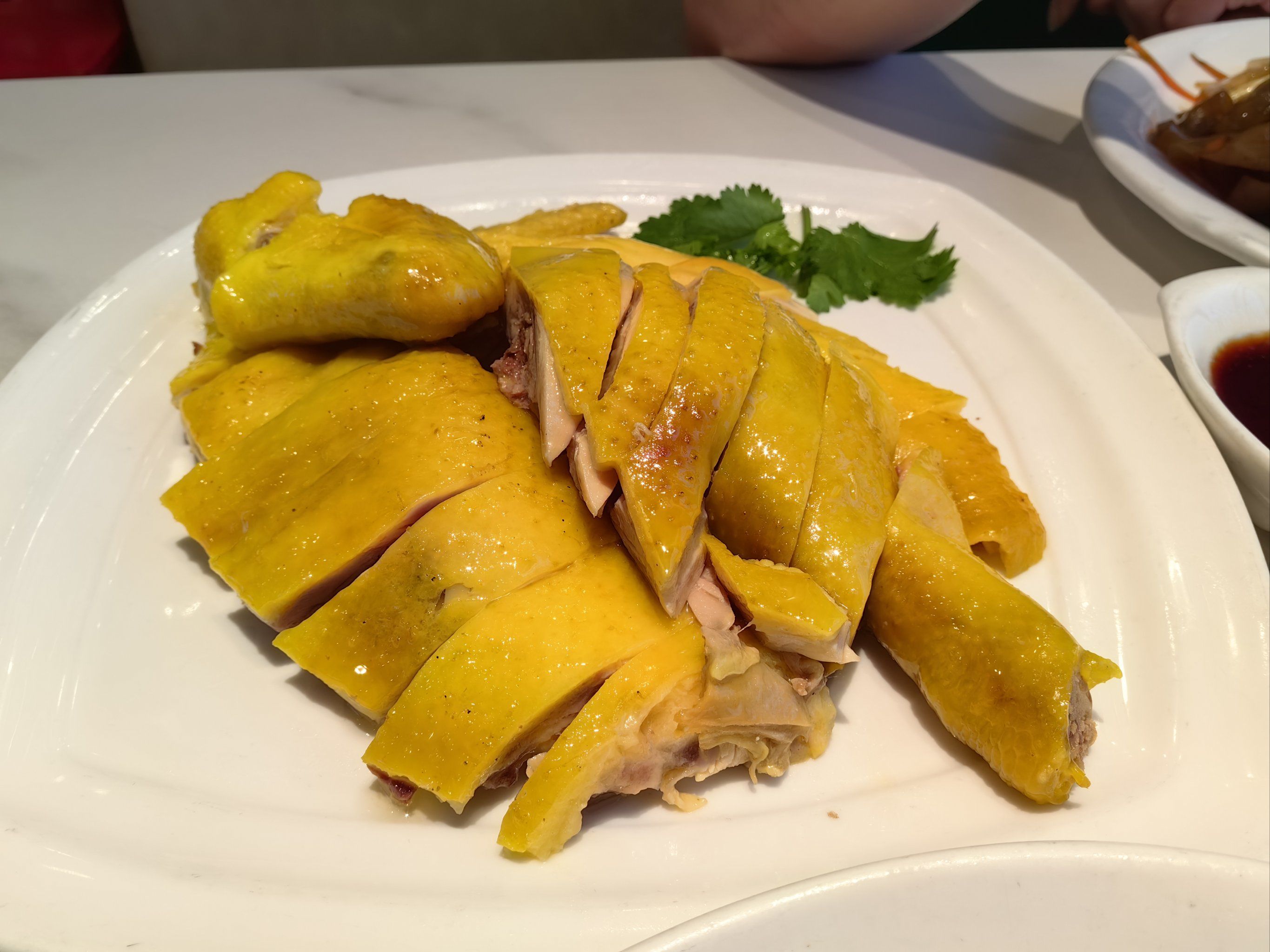 白斬雞用什么雞才能出攤就賣光？選對品種和處理方法很關鍵