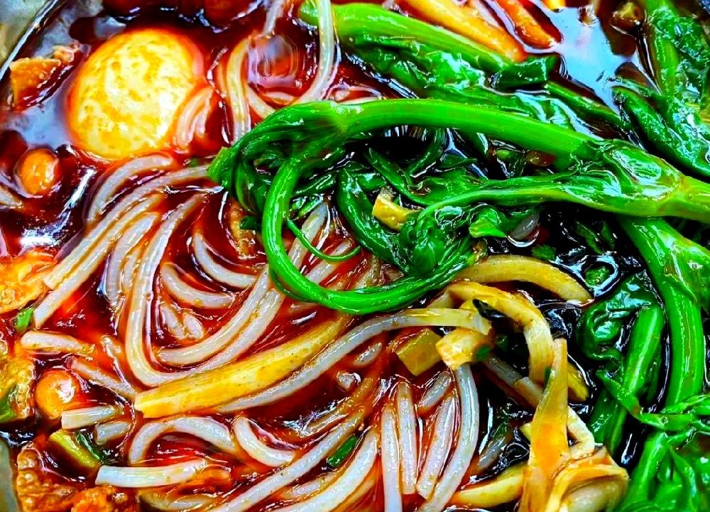 螺螄粉去哪里學(xué)正宗才靠譜?拆解關(guān)鍵細(xì)節(jié)方法,讓新手少走彎路!