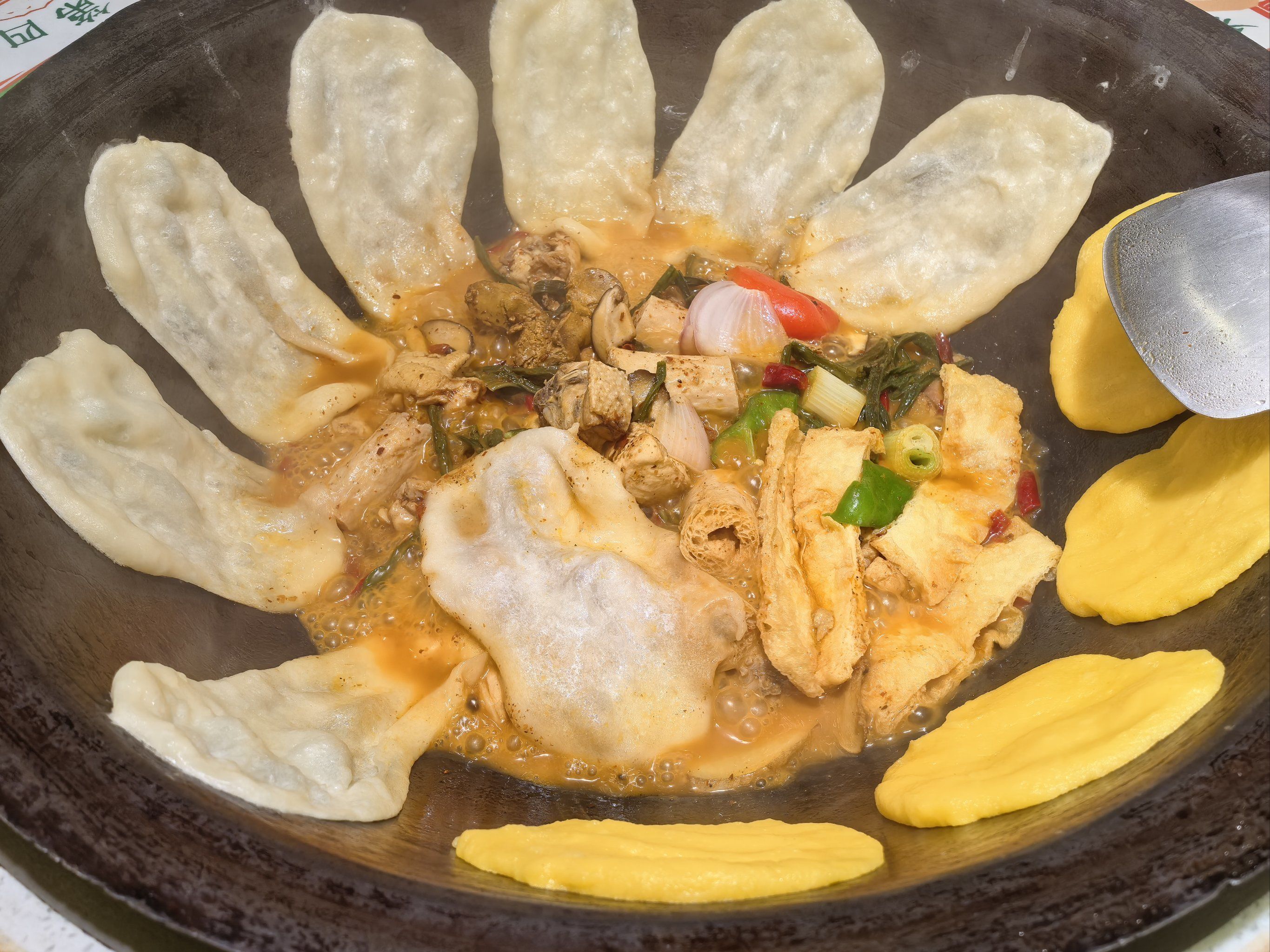 哪有培訓鐵鍋燉的地方?學技術在哪更靠譜,創業人別踩坑!