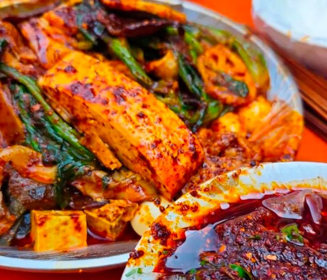 一個人擺攤賣麻辣燙難嗎?做好這些細節穩穩跑起來!