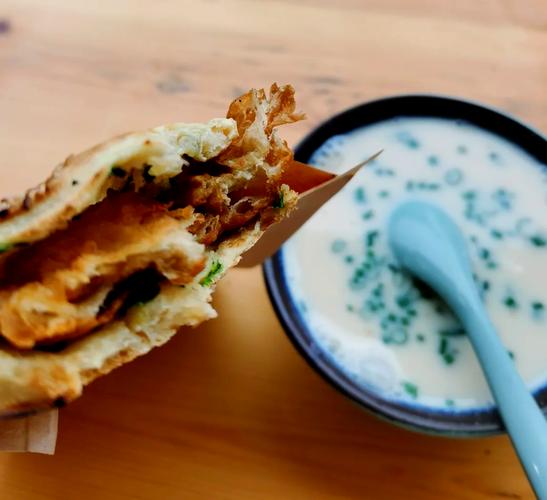 燒餅油條去哪學(xué)比較靠譜？學(xué)什么內(nèi)容，普通人學(xué)完能不能干